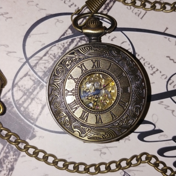 A Simpler Time Accessories Self Winding Mechanical Wind Up Pocket